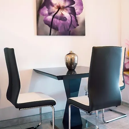 Sea View + Pool 32 M² * Ljubač