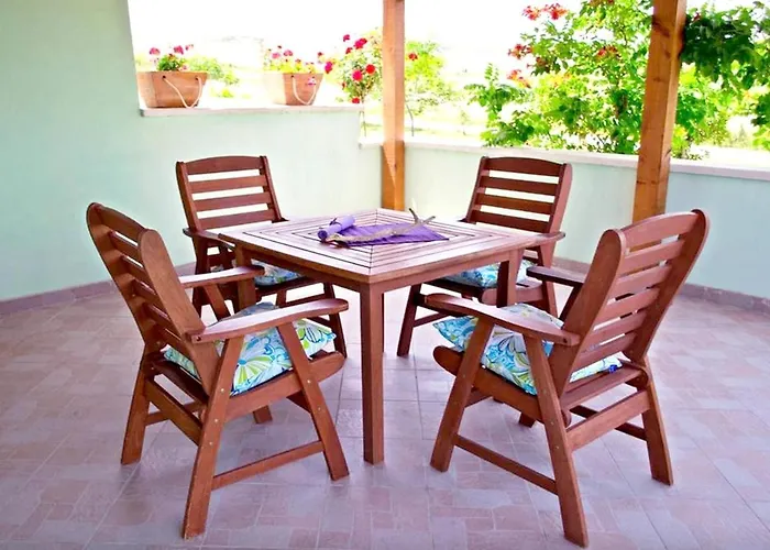 Sea View + Pool 32 M² Lägenhet Ljubač