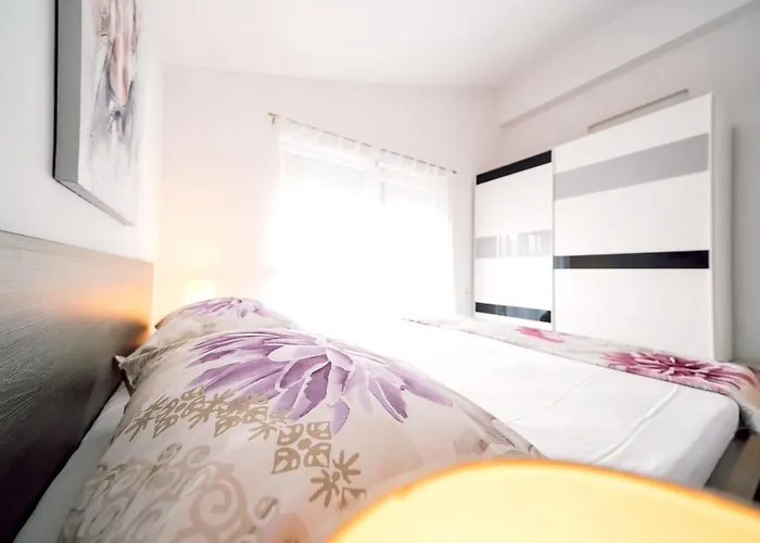 Sea View + Pool 32 M² Ljubač