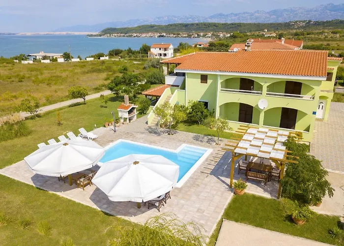 Lägenhet Sea View + Pool 32 M² Ljubač